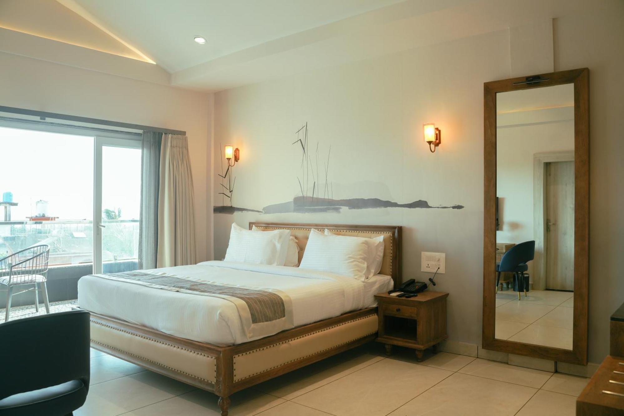 Ariena By Spree Hotels Goa Morjim Eksteriør bilde